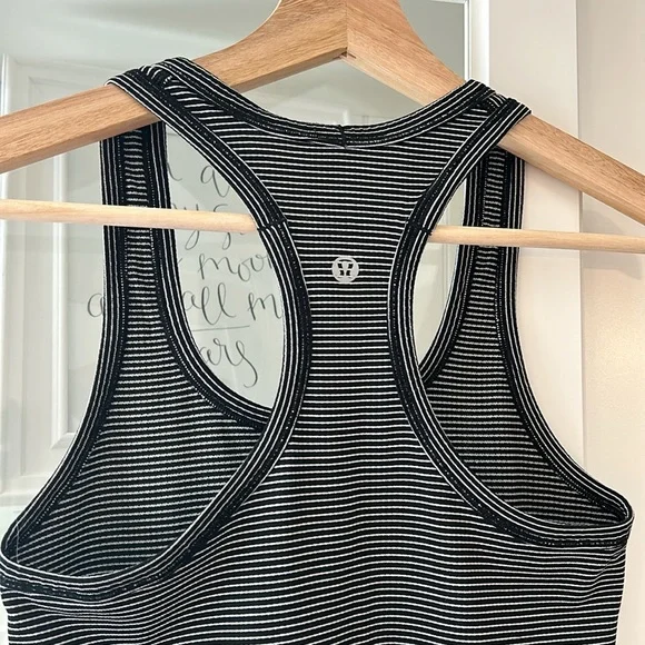 Lululemon Swiftly Tech Racerback Hyperstripe - Picture 4 of 8